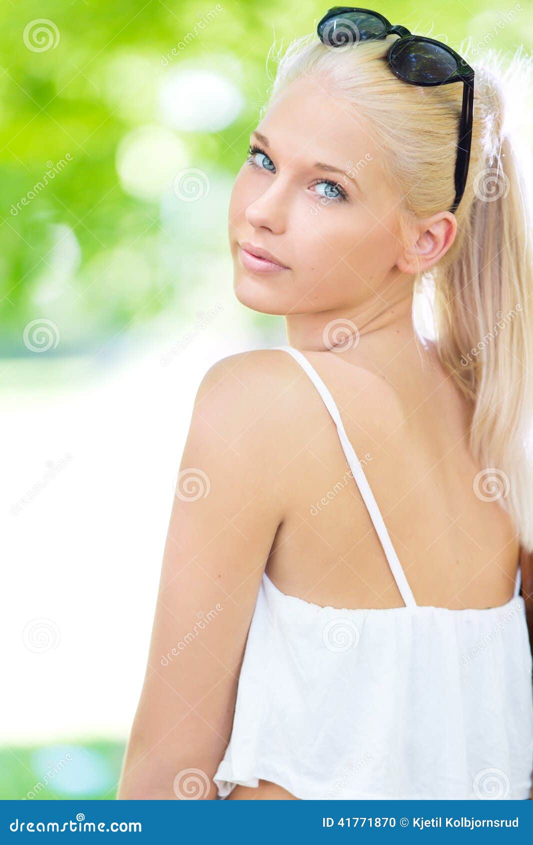 Nude Teen Blonde