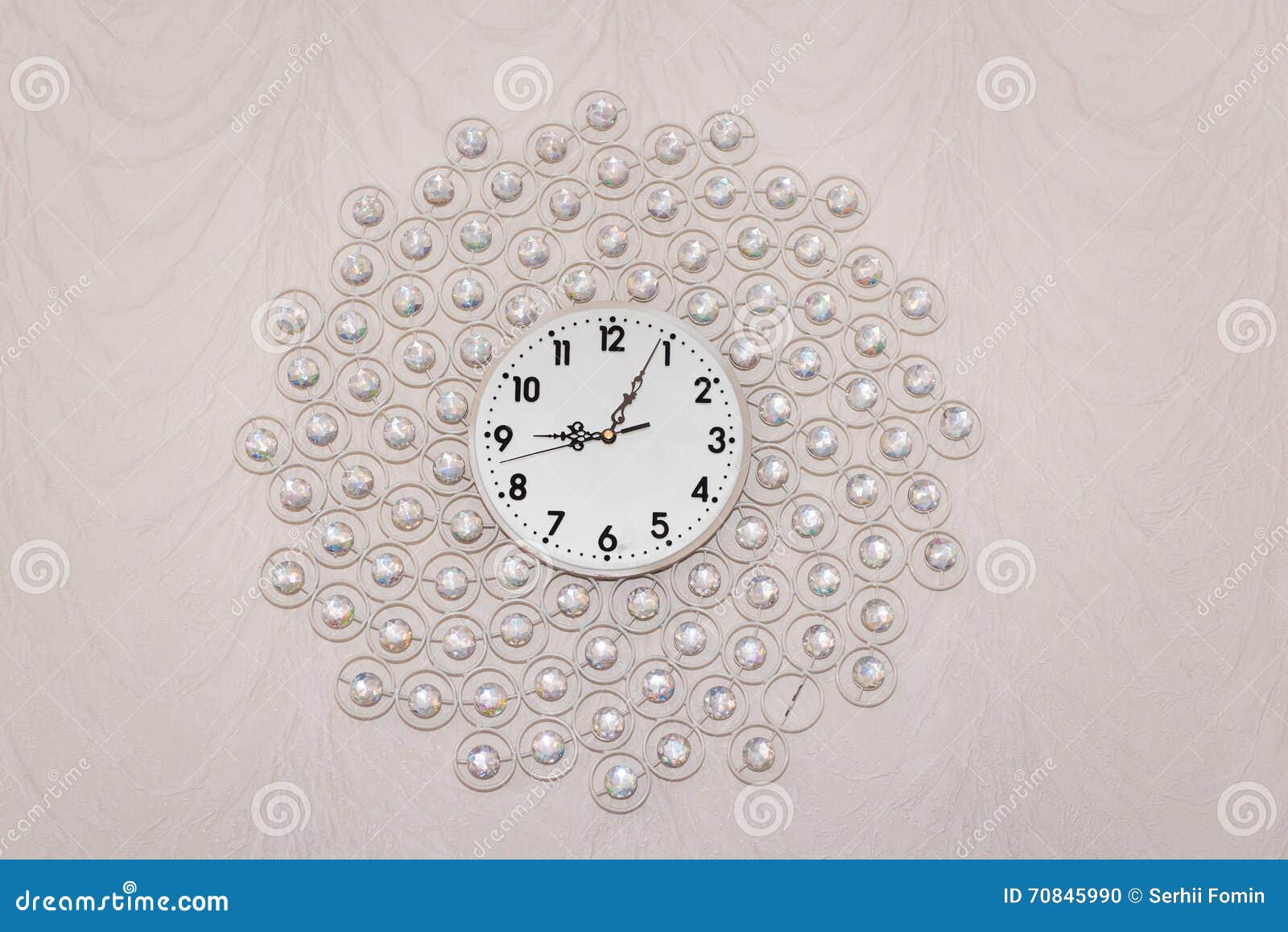 Купить Настенные Часы Crystal