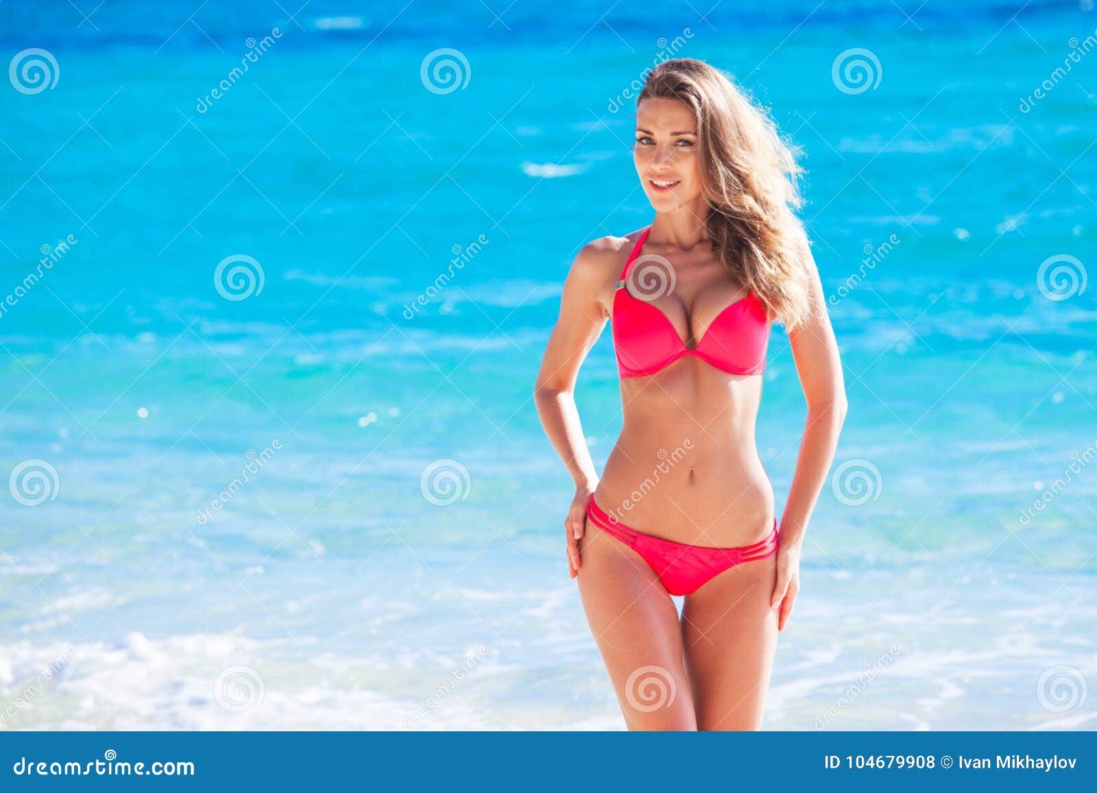 Instagram Model Bikini