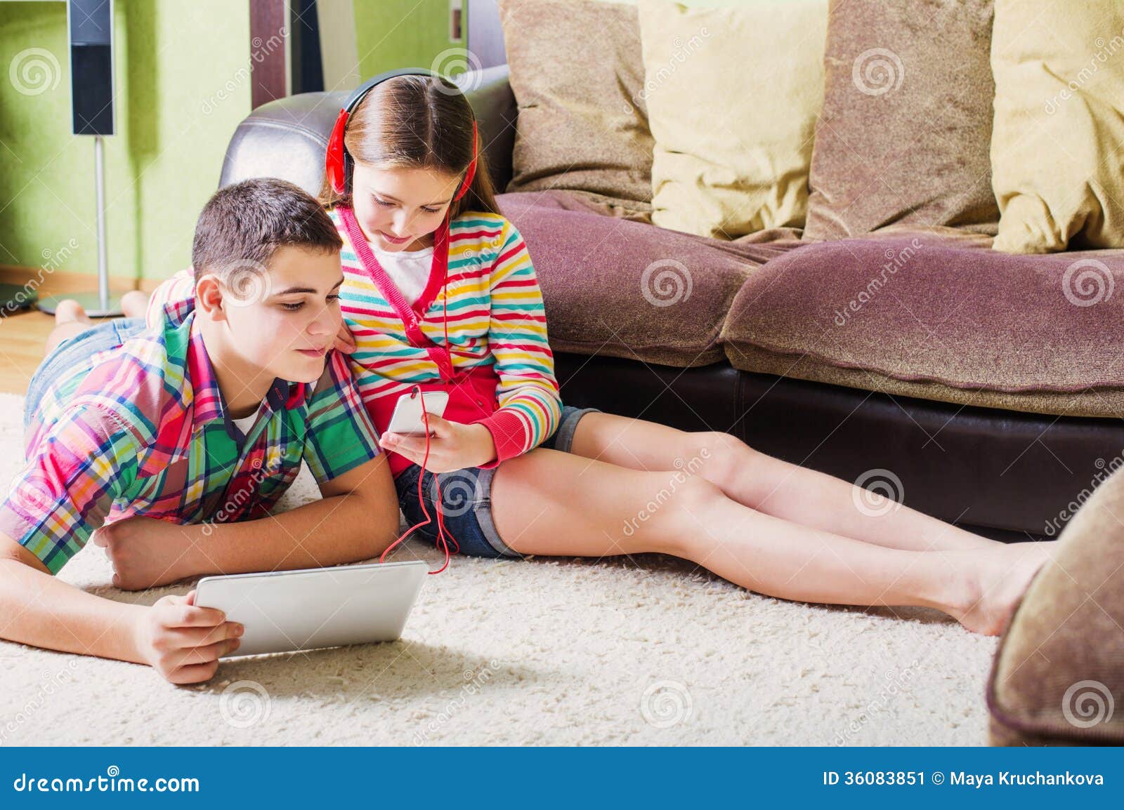 Spreading Pictures