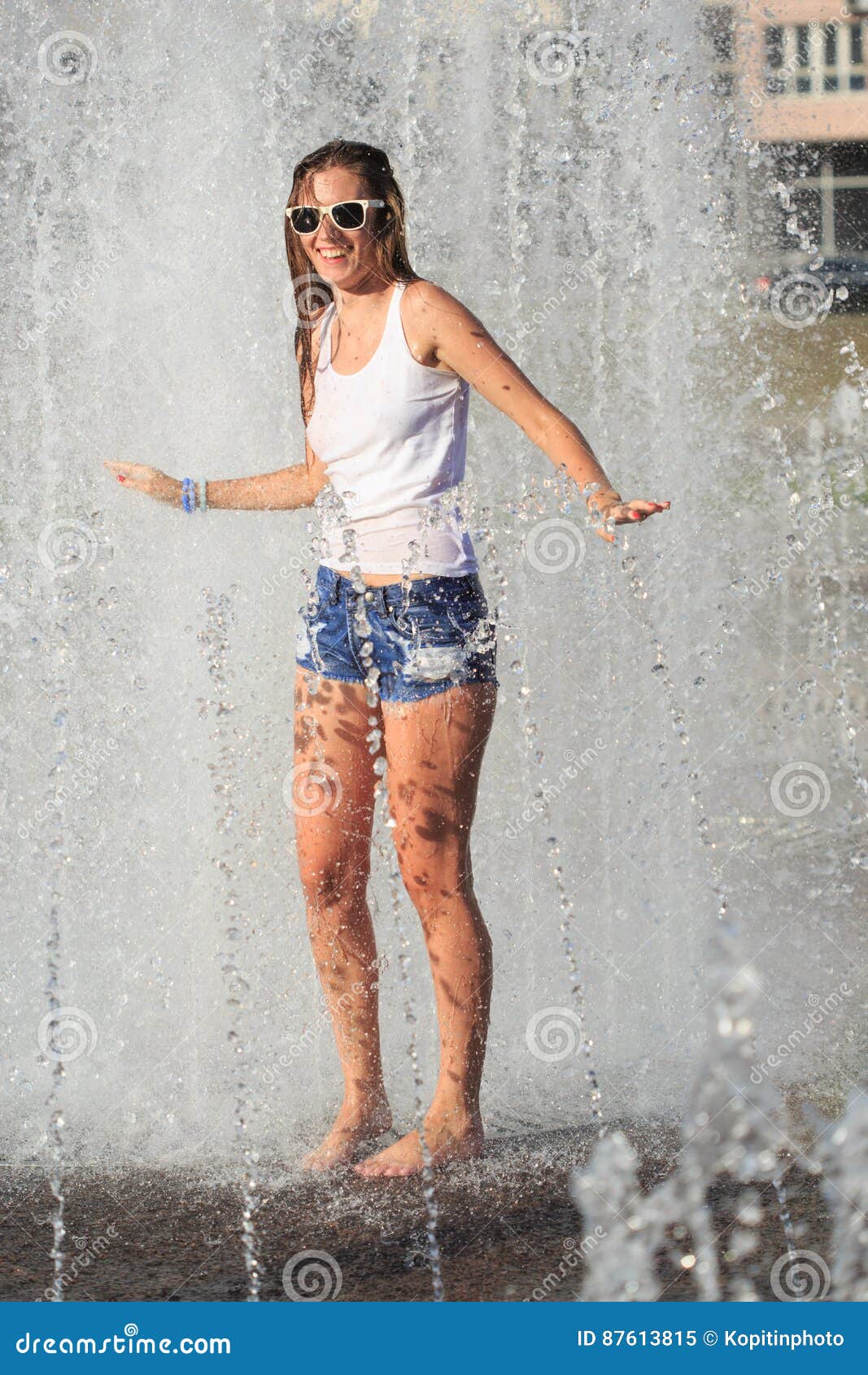 Порно Дрочила И Кончила Малолетка