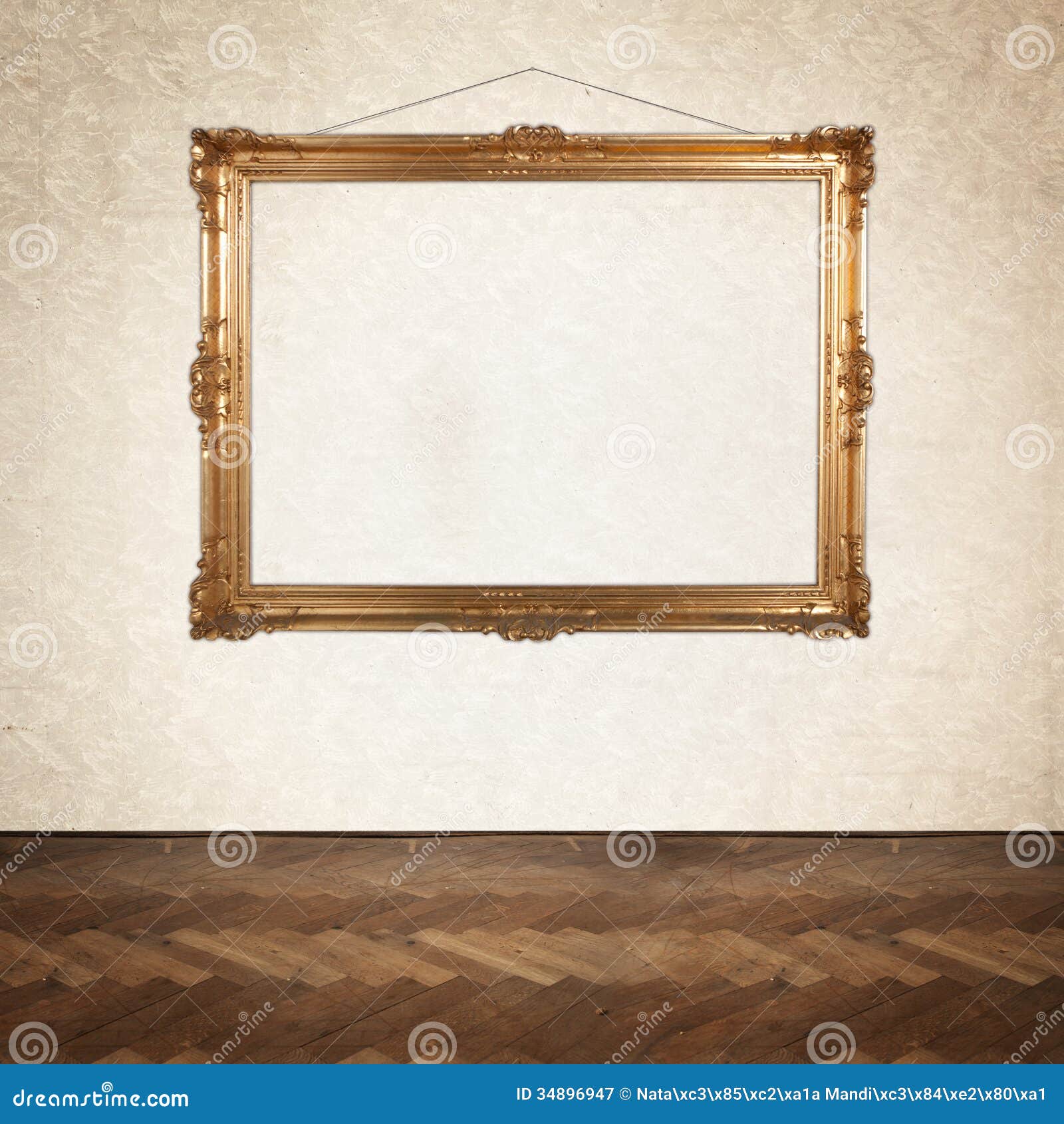 На Стене Висит Фотография
