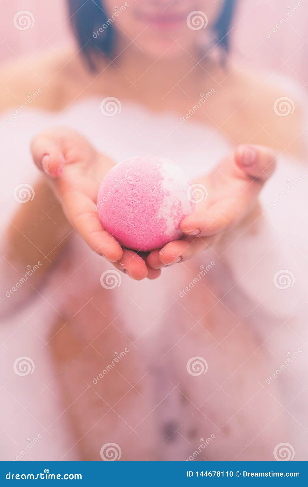 Bath Bombshell