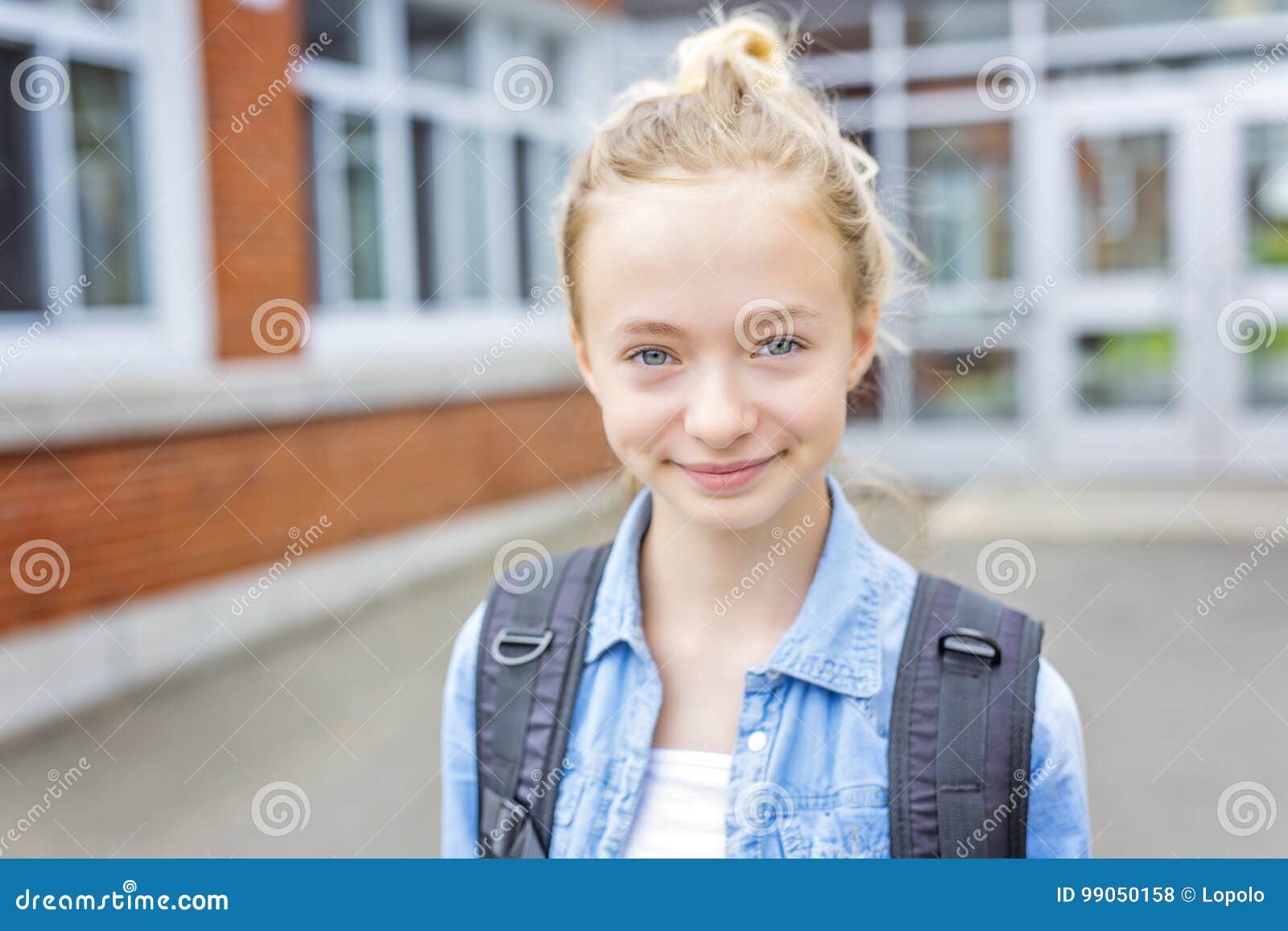 Jeannie Teens React