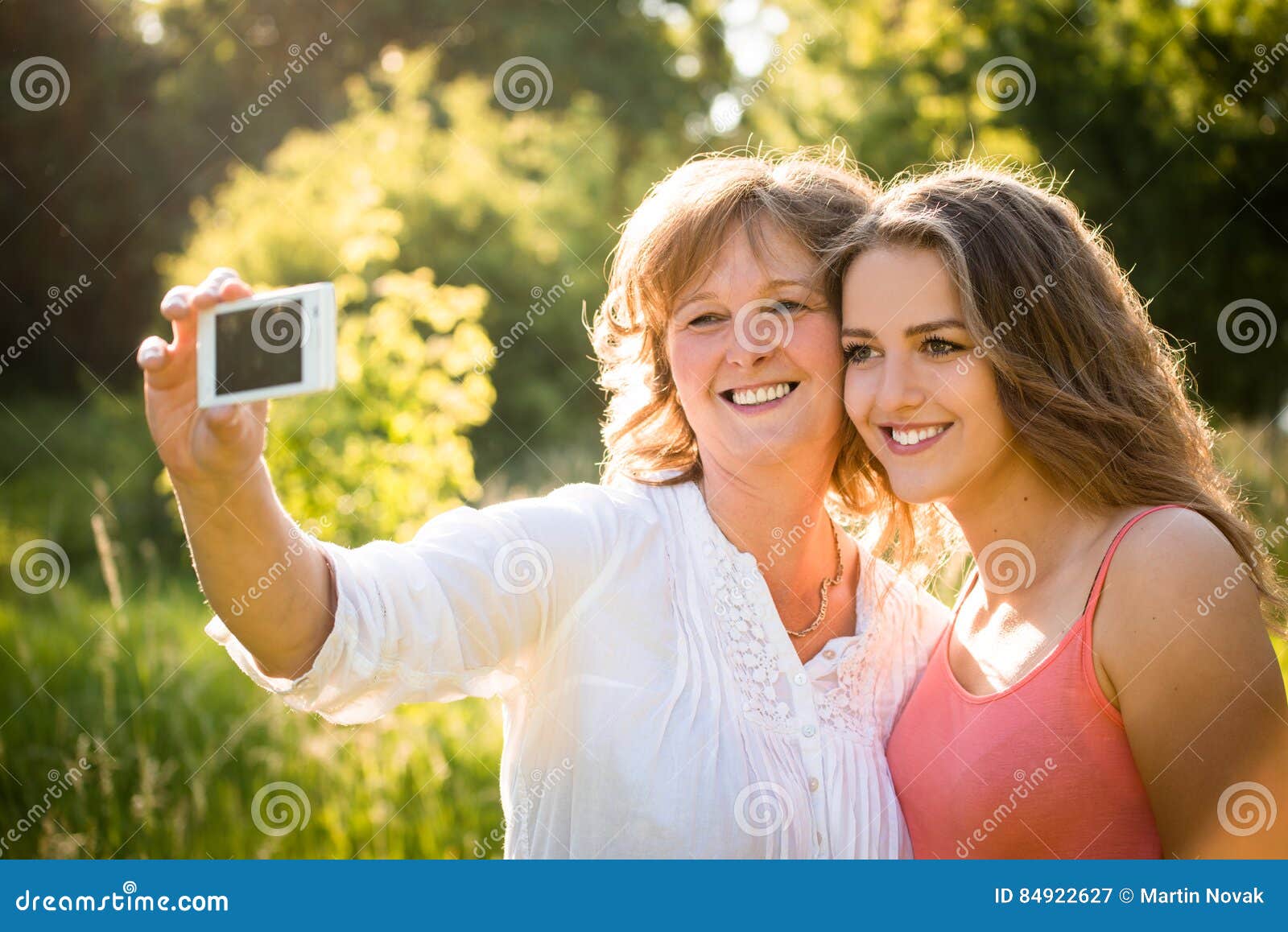 Mother And Daughter Nude Photos