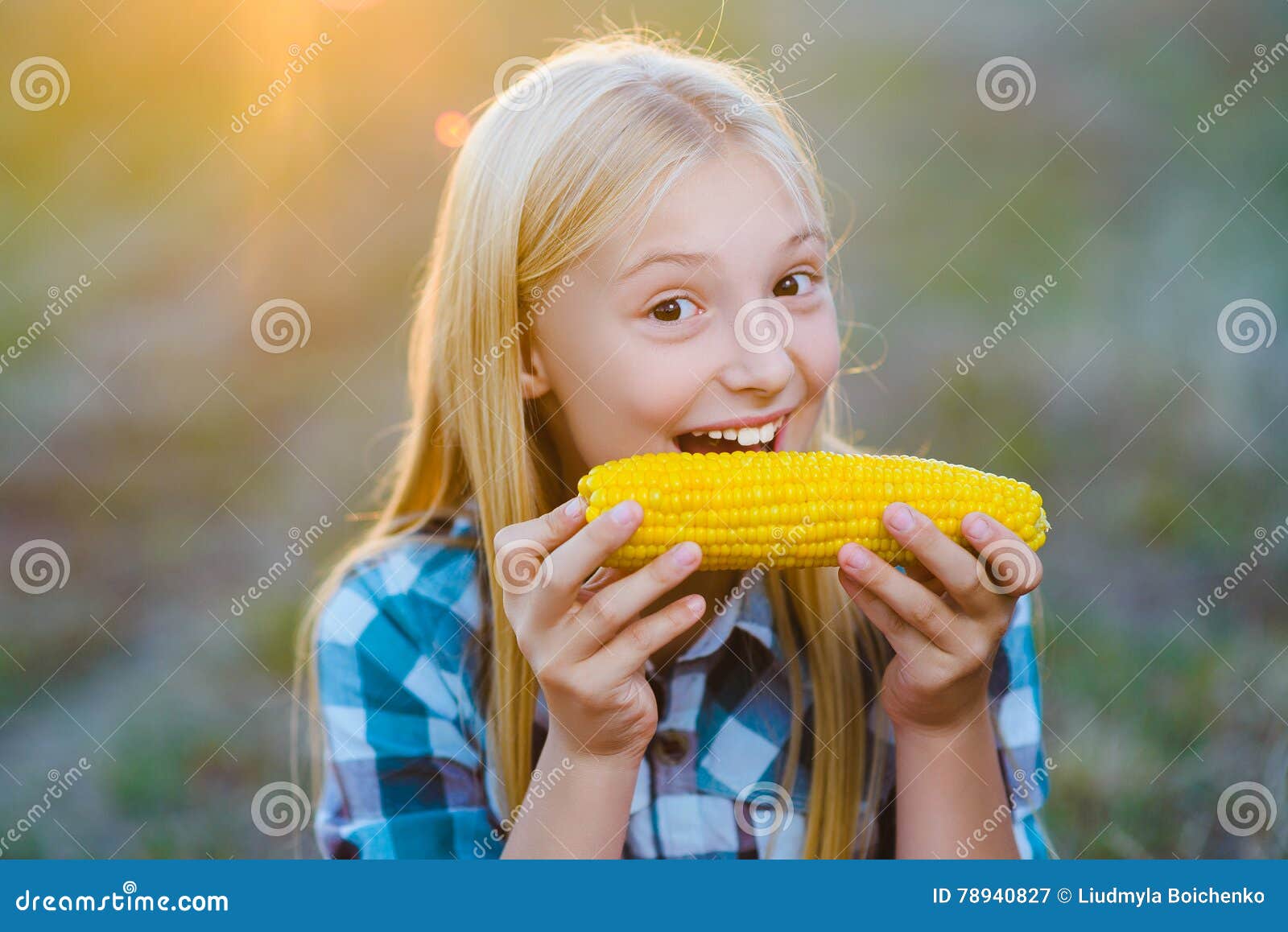 Eating Teen Pussy