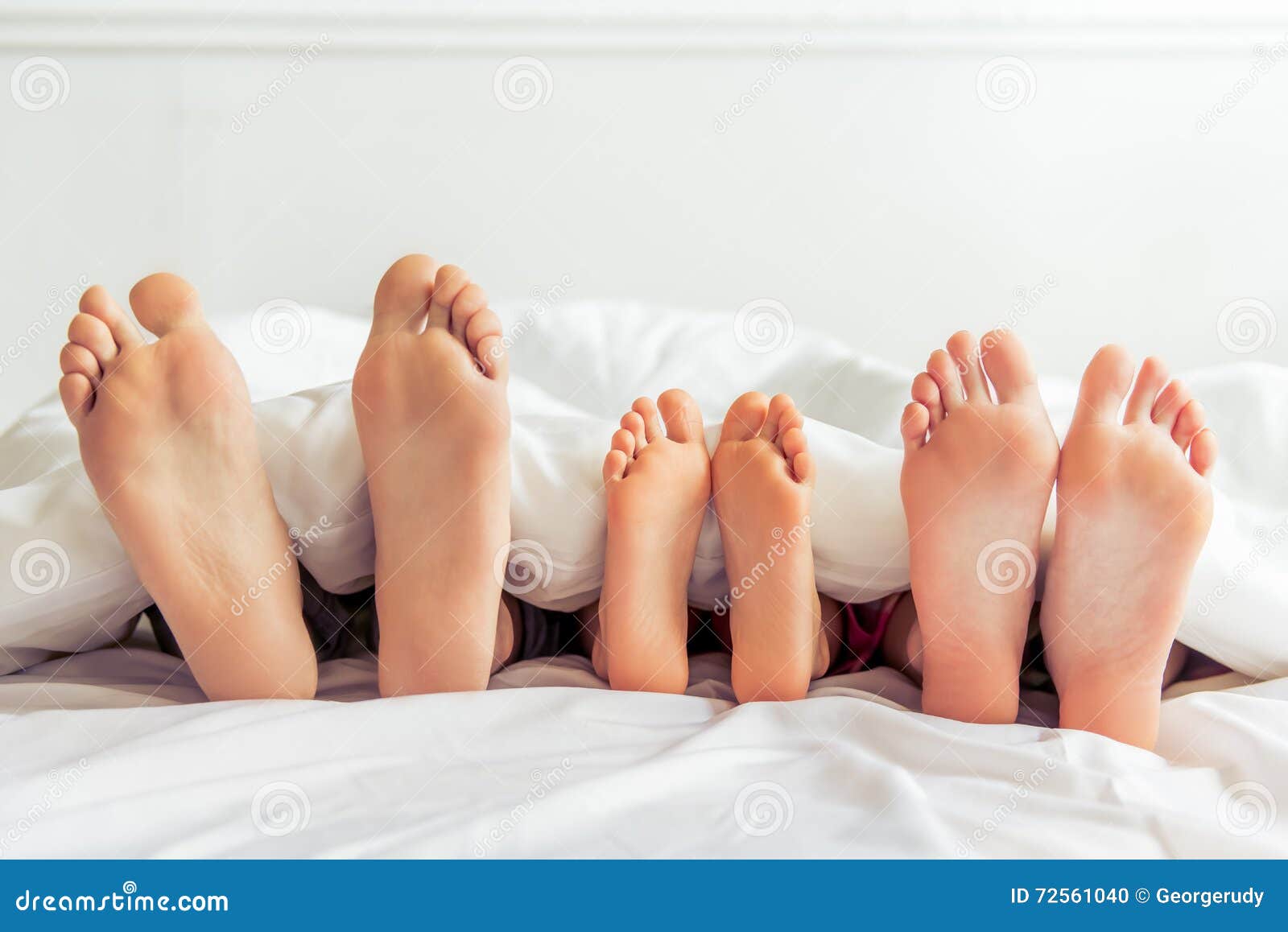 Hot Mom Feet