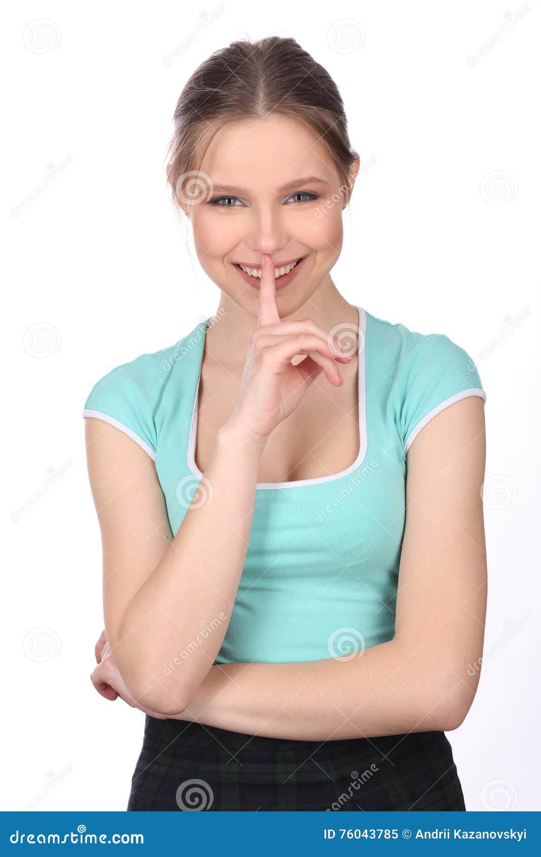 Daredorm Crossing Lips