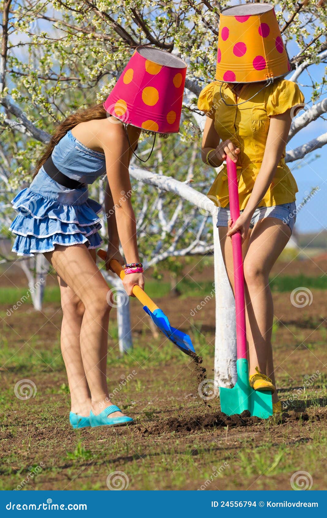 Dirty Garden Girls
