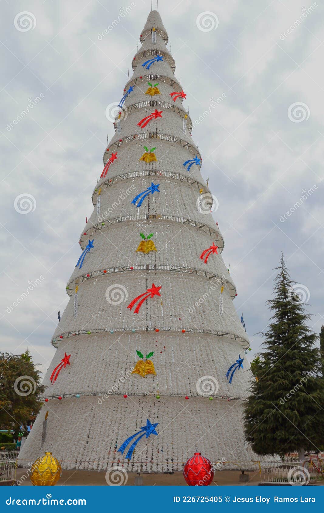 árbol De Navidad En Chignahuapan Puebla I Imagen editorial - Imagen de folclore, navidad: 226725405 árbol De Navidad En Chignahuapan Puebla I Imagen editorial - Imagen de folclore, navidad: 226725405