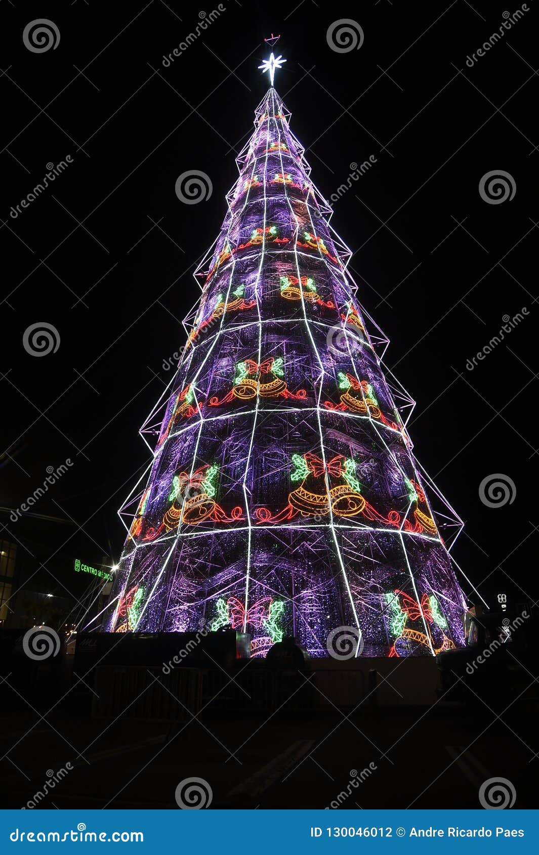 Árvore De Natal, BarraShopping Fotografia Editorial - Imagem de brasil, cidade: 130046012 Árvore De Natal, BarraShopping Fotografia Editorial - Imagem de brasil, cidade: 130046012