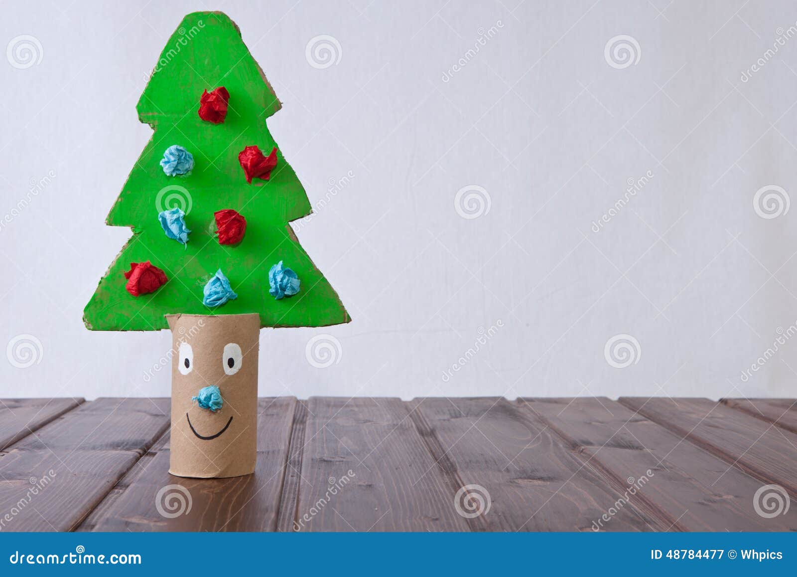 Árvore de Natal do cartão imagem de stock. Imagem de sazonal - 48784477 Árvore de Natal do cartão imagem de stock. Imagem de sazonal - 48784477