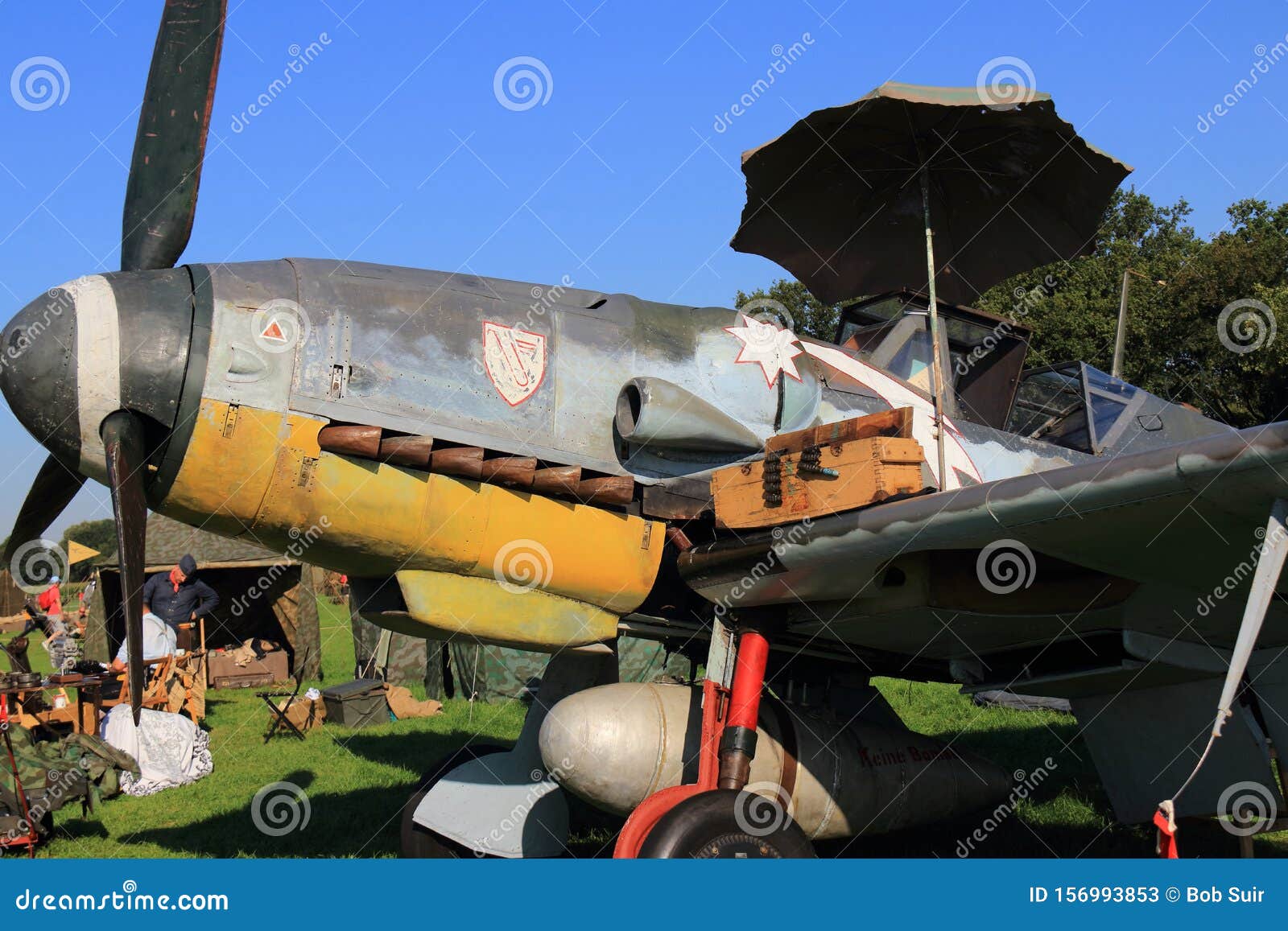 Γερμανικό πολεμικό αεροπλάνο Β' παγκοσμίου πολέμου Εκδοτική Στοκ Εικόνες -  εικόνα από battlement, arno: 156993853
