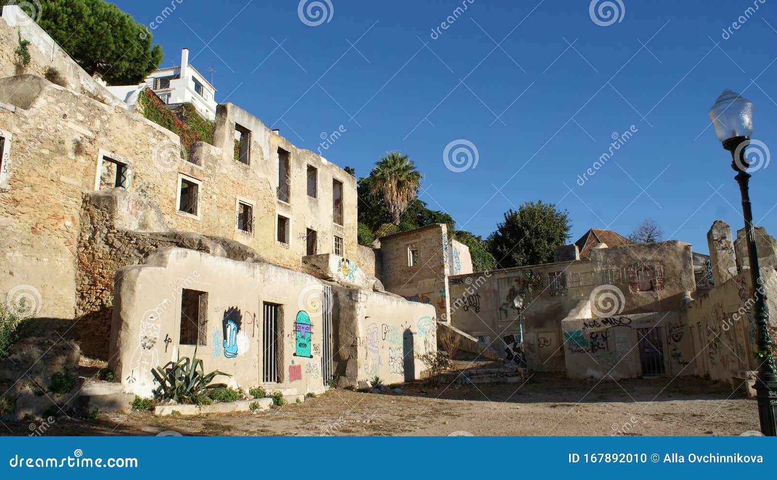 H Lisabona Einai H Prwteyoysa Ths Portogalias Kai Mia Poly Omorfh Polh Stok Eikones Eikona Apo Ancientness 167892010