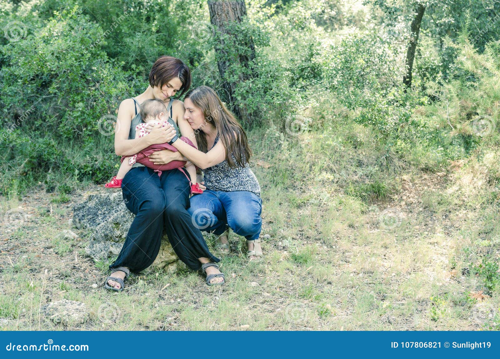 Λεσβιακό moms