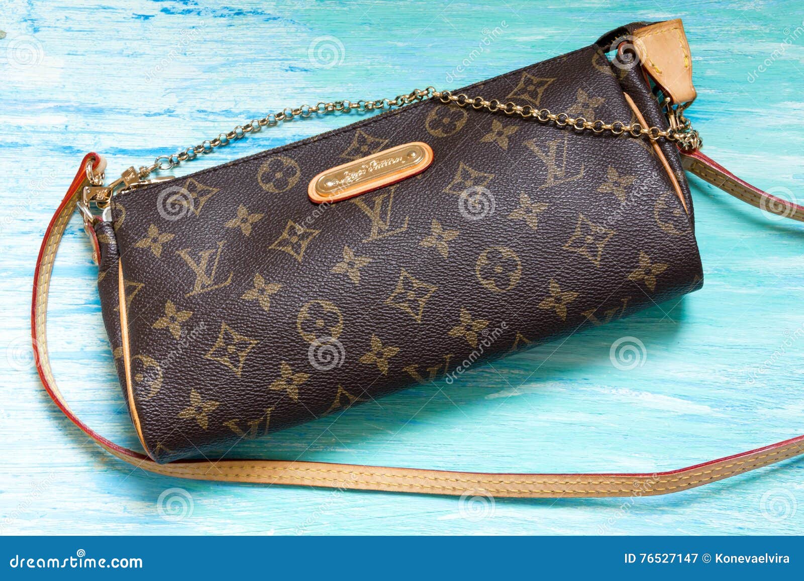 Πλαστή τσάντα Louis Vuitton Εκδοτική Φωτογραφία - εικόνα από bahama, bagel:  76527147