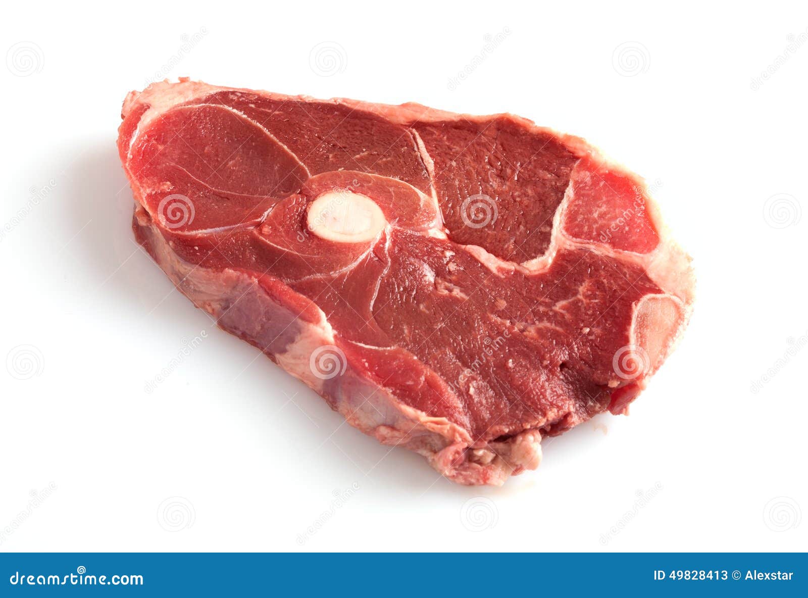 Мясо кусочками как называется. Говяжий стейк с косточкой. Кусок мяса на кости. Мясо на косточке.