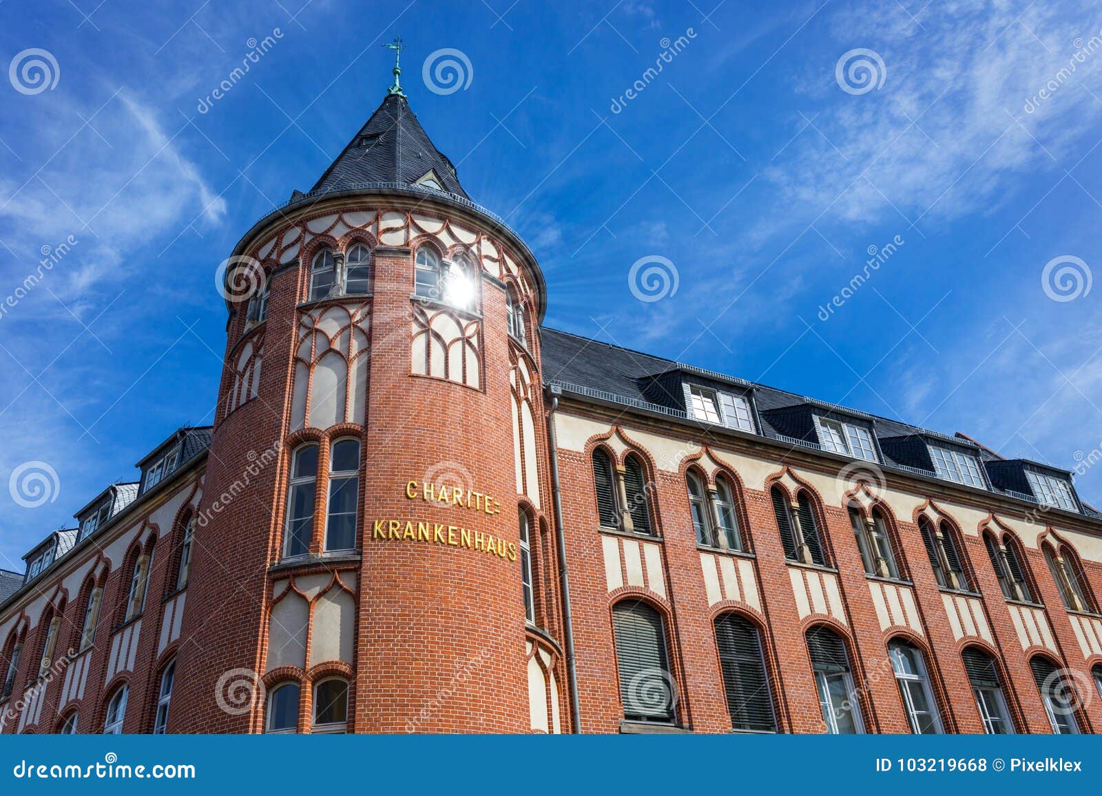 https://thumbs.dreamstime.com/z/%D0%B1%D0%BE%D0%BB%D1%8C%D0%BD%D0%B8%D1%86%D0%B0-charite-%D0%B1%D0%B5%D1%80%D0%BB%D0%B8%D0%BD-%D0%B3%D0%B5%D1%80%D0%BC%D0%B0%D0%BD%D0%B8%D1%8F-103219668.jpg
