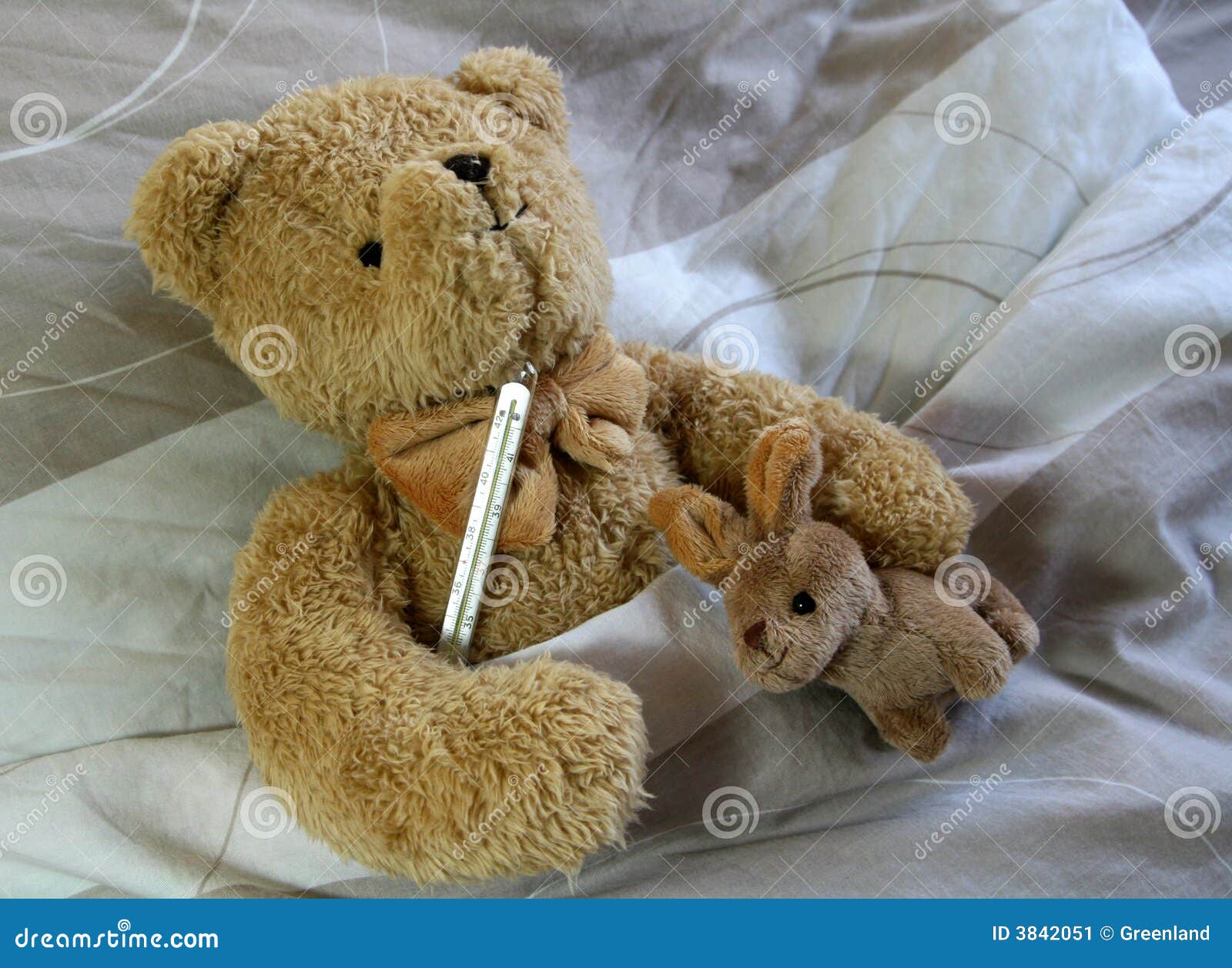 Игрушки заболели. Медвежонок болеет. Мишка Тедди болеет. Мишка Тедди заболел. Плюшевый Медвежонок заболел.