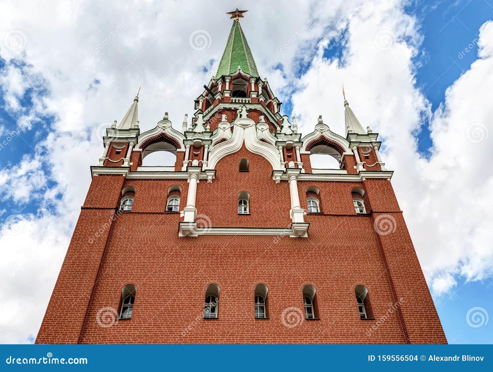 Боровицкая башня Московского Кремля Стоковое Фото - изображение насчитывающей украшение, русско: 159556504