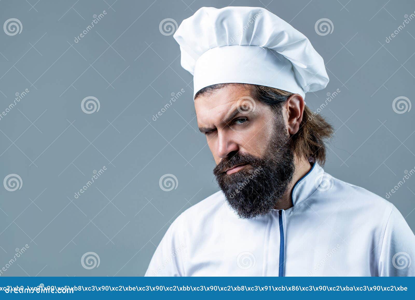 Бородатые повара или бейкер повара. Бородатые мужчины одиночные повара.  Шляпа повара. Уверен, что бородатого мужской шеф-повар в б Стоковое  Изображение - изображение насчитывающей изолировано, фасоли: 207301265