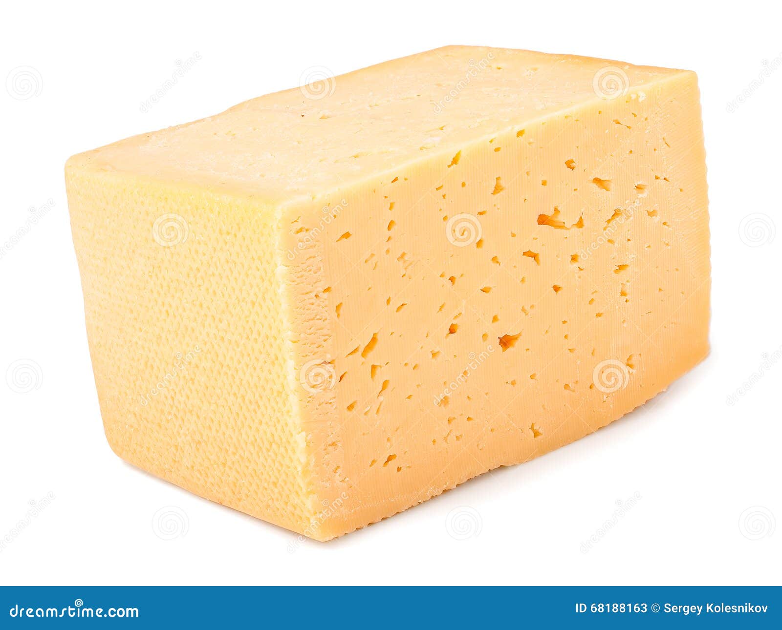 Сон приснился сыр. Сыр прямоугольный. Ломтик сыра на белом фоне. Сыр квадратный. Кусочек сыра на белом фоне.