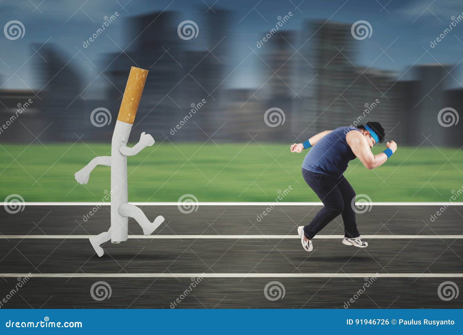 Бежать кипеть. Курильщик бежит. Бег и курение. Курящий бегающий человек.