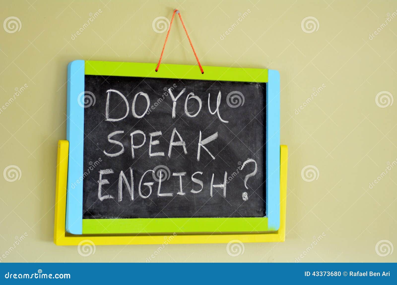 Do you speak english with me. Do you speak English на доске. Текст do you speak English. Школьная доска do you speak English. Школьная доска фон do you speak English.