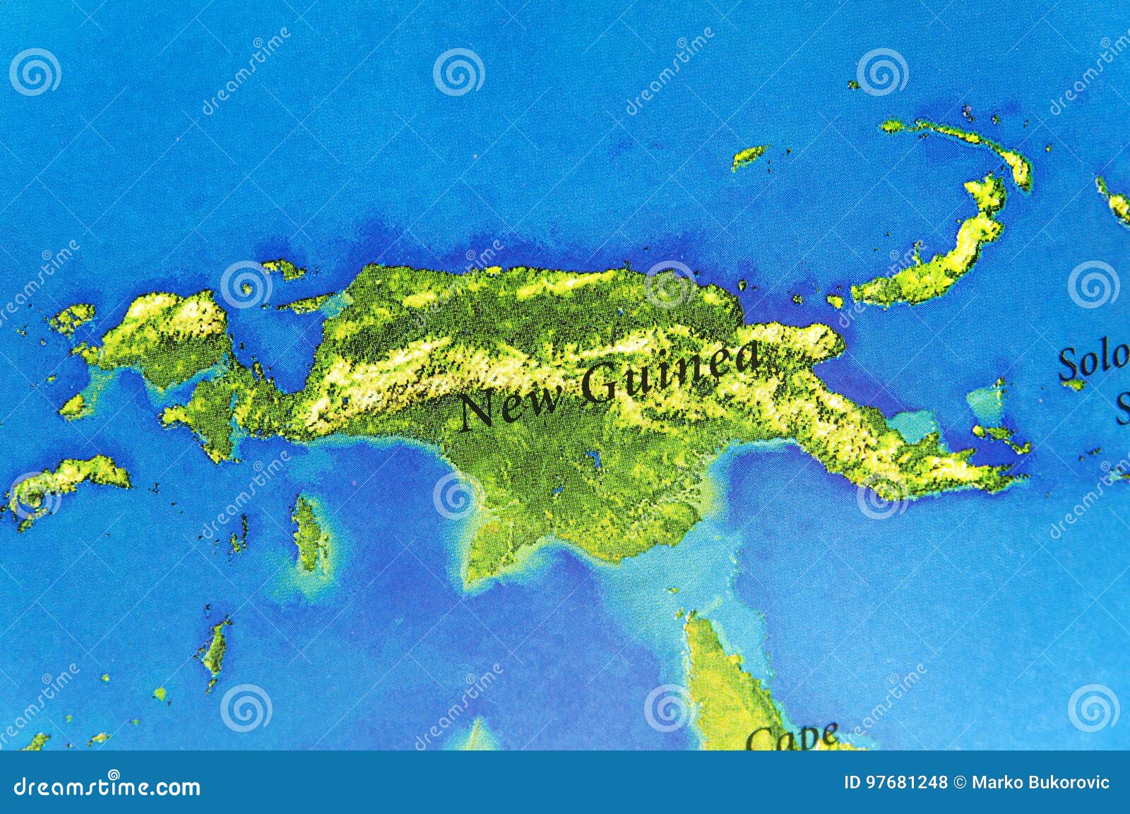 Остров новая гвинея на карте океанов. Остров новая Гвинея физическая карта. Координаты острова новая Гвинея.