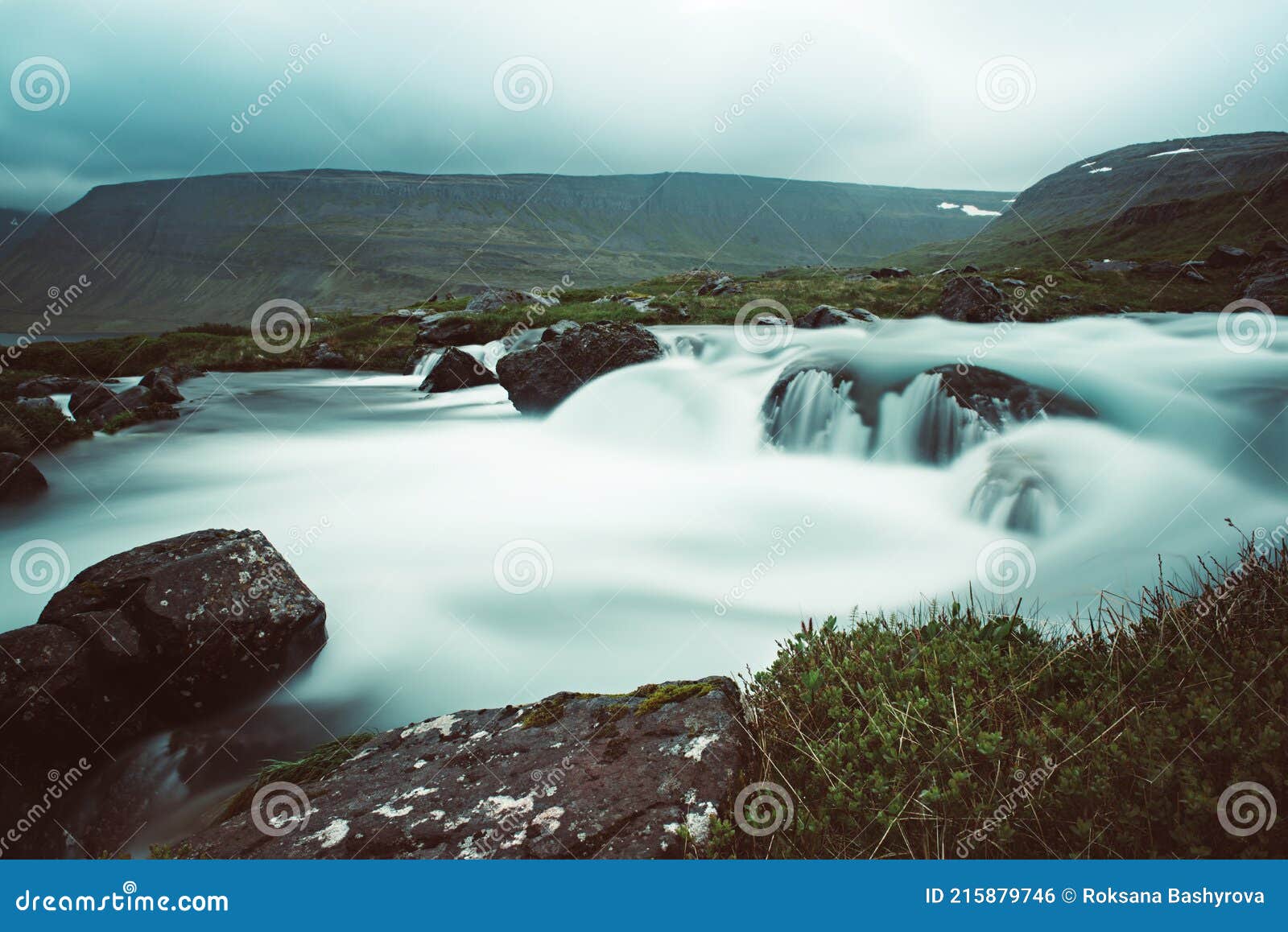 Гоблинские водопады Исландия