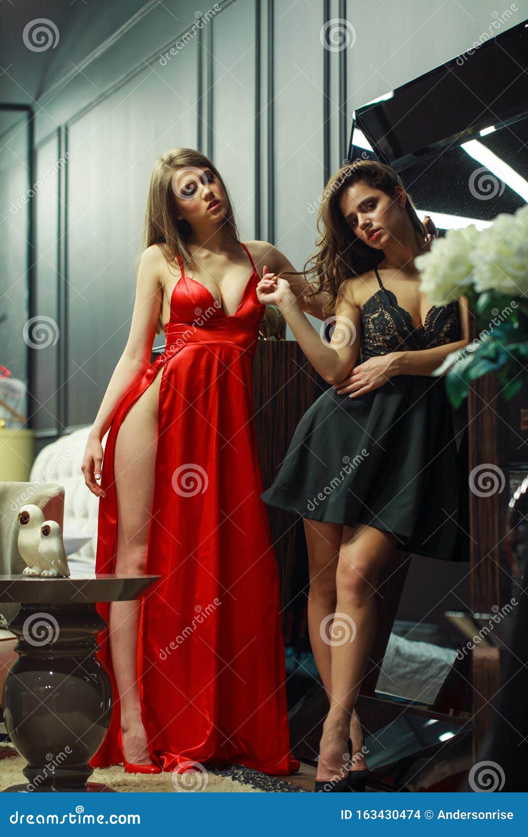 Красивые Девушки В Вечерних Платьях Фото