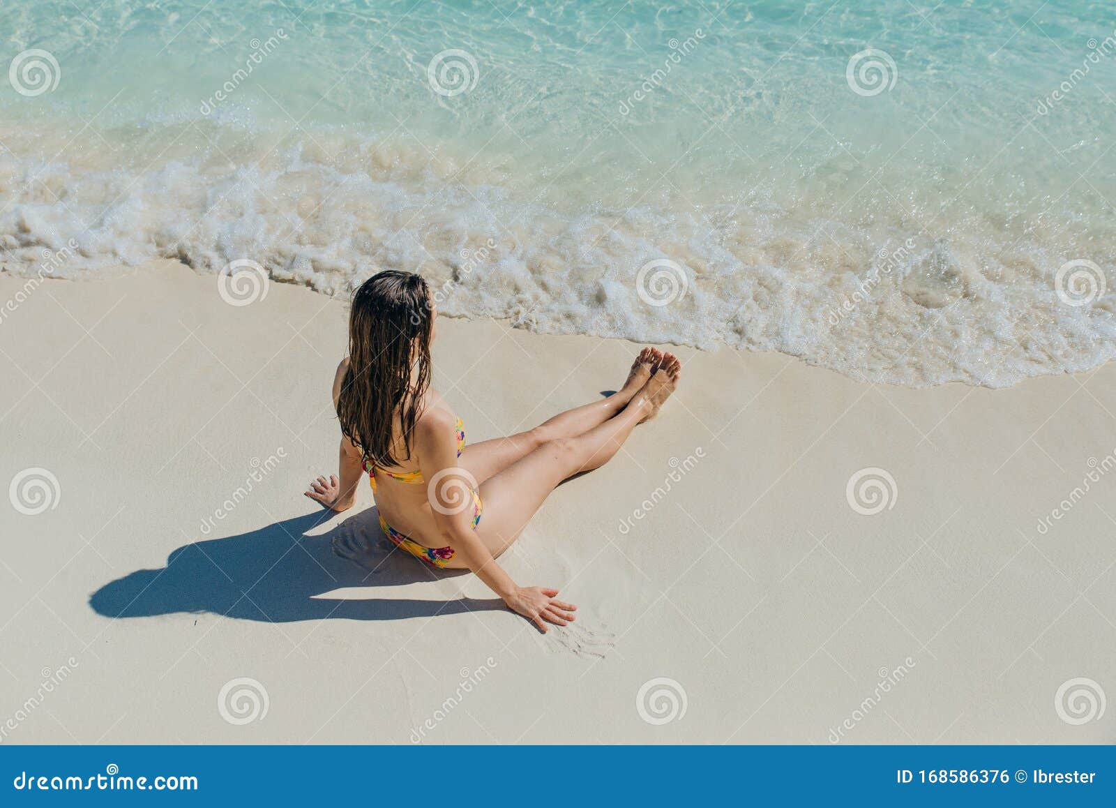Девушки Брюнетки Фото Пляж
