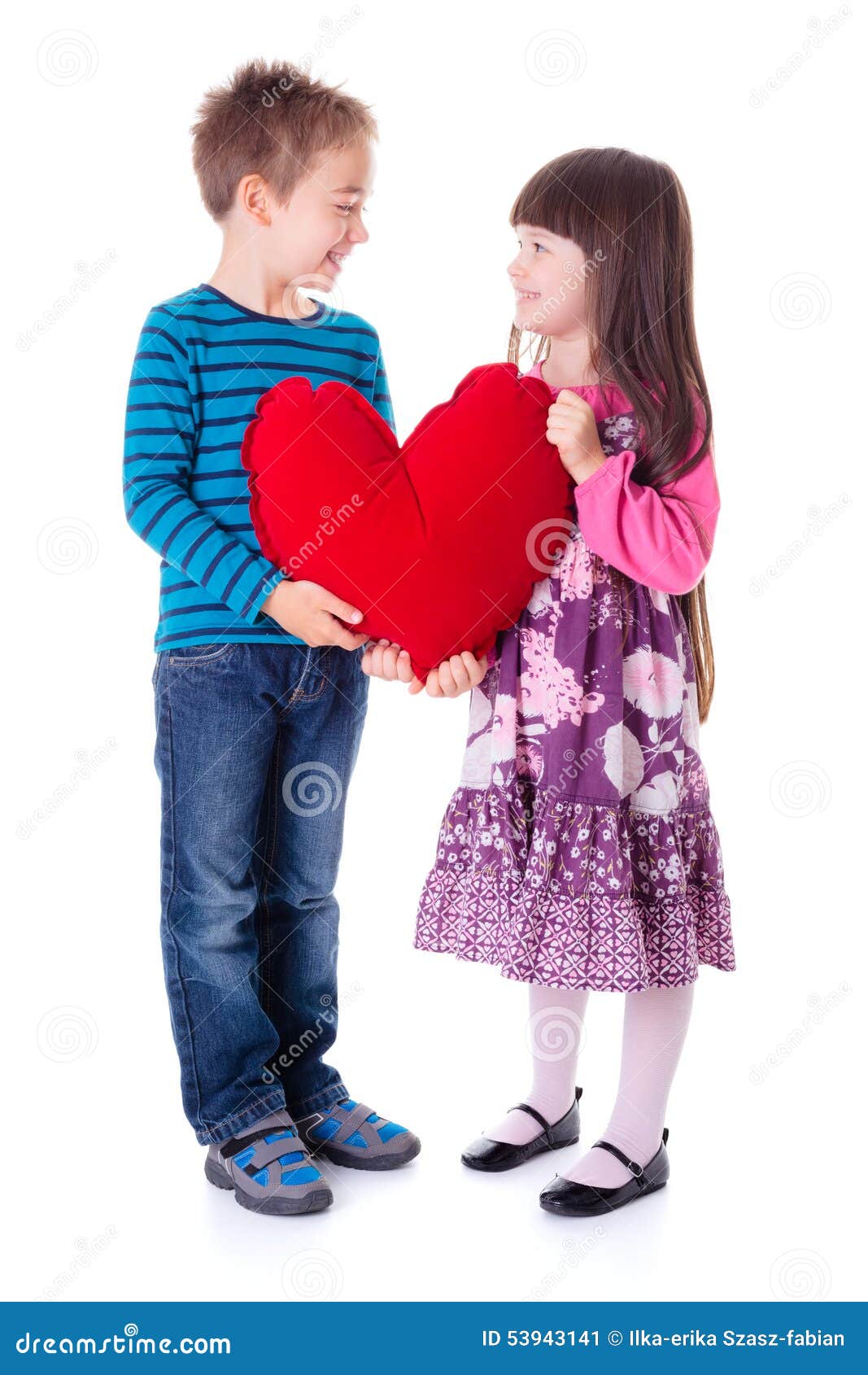 [fyyf vjynfy. келли ханна. песня ой девчонки хана ой влюбилась в пацана. ой деффчонки хана ой влюбилась в пацана. ой девчонки ханна ой влюбилась в пацана.