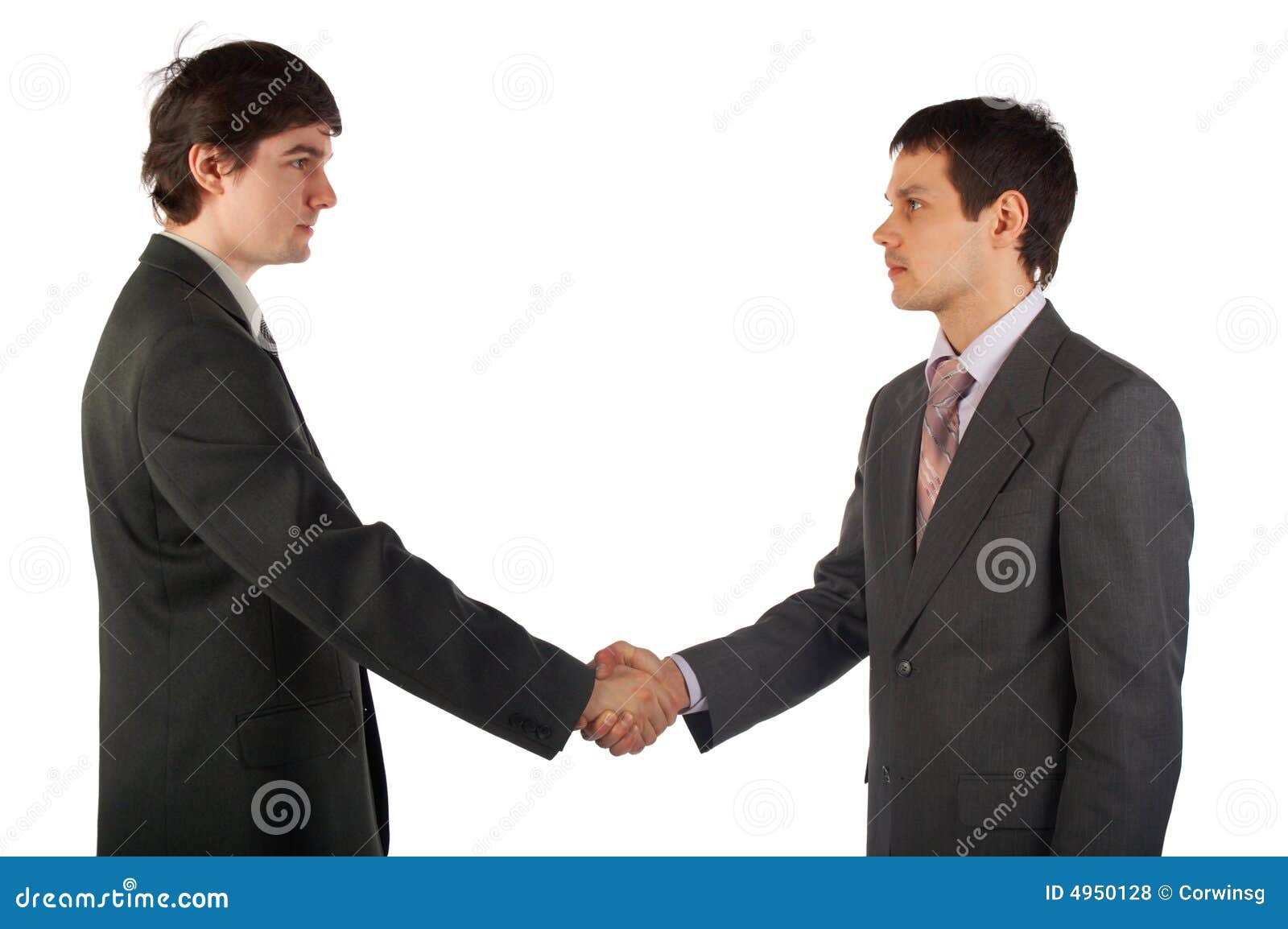 Два человека указывают друг на друга. Люди здороваются. Люди пожимают руки. 2 Человечка пожимают друг другу руки. Двое мужчин пожимают руки.