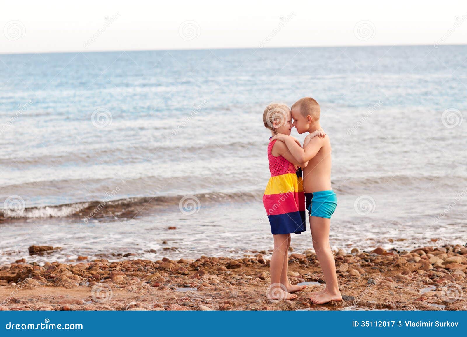 порно маленькие мальчики пляж фото 106