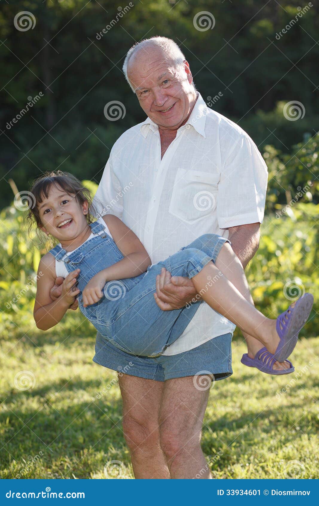 Порно деды с малолетками фото 66