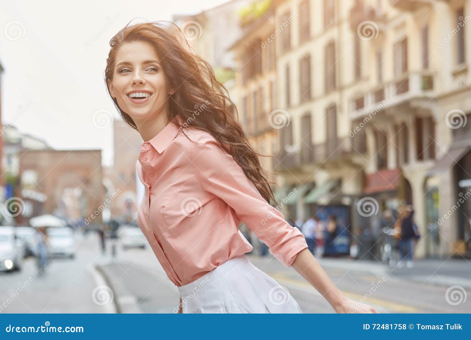 легкая девушка какая