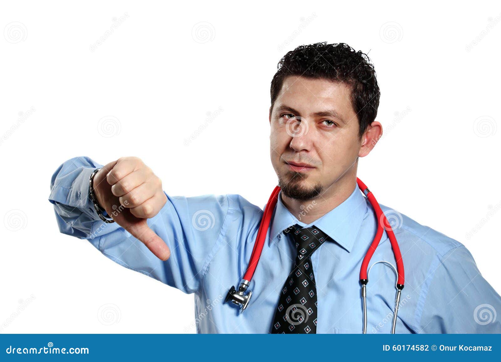 Doctor down. Врач показывает большой палец. Врач палец вниз. Доктор показывает большой палец вниз. Врач показывает.