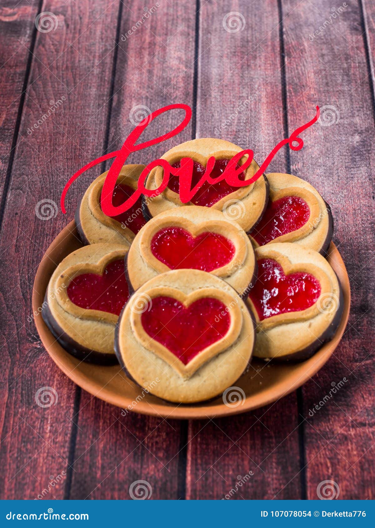 Печенье сердечки с джемом