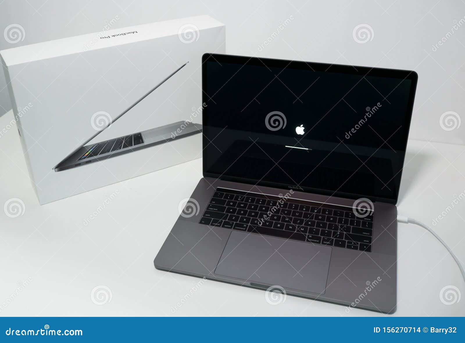 Ноутбуки Apple Macbook Pro 15