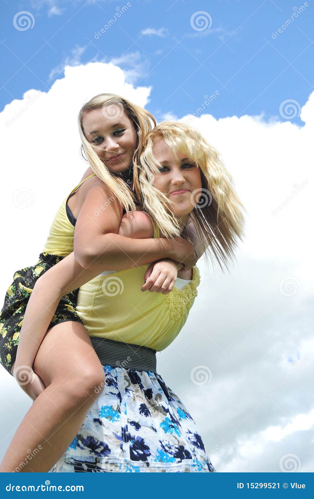 Riding sister. Piggyback Ride. Piggyback Ride girls. Girl riding Piggyback. Piggyback Ride on girl.