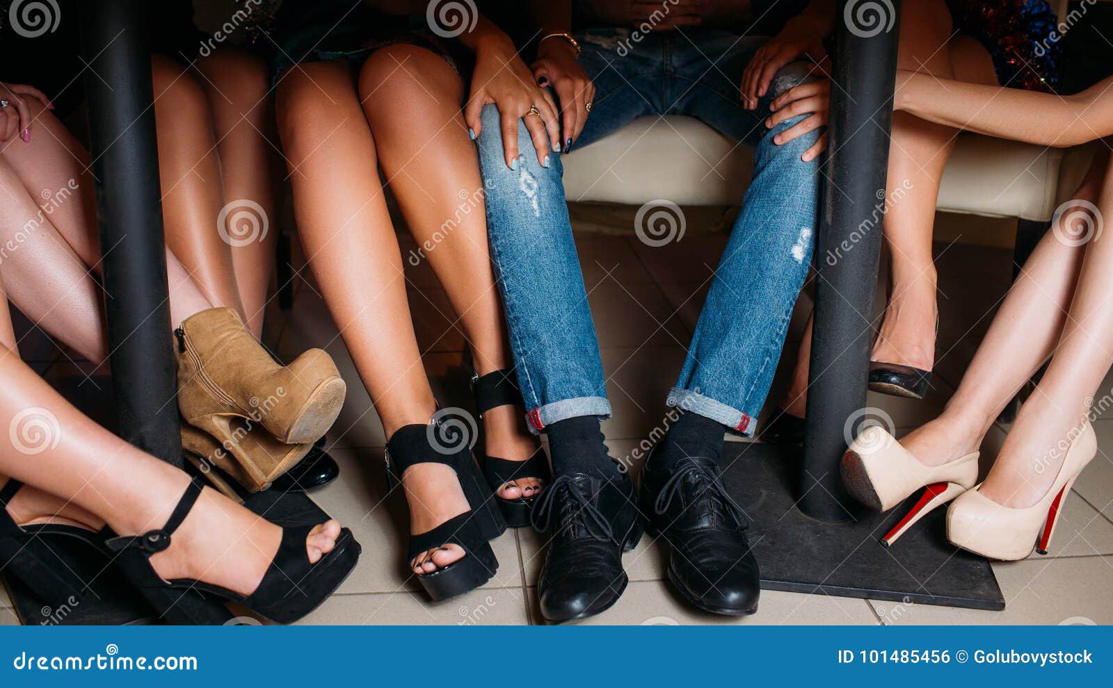chuzhie-zheni-foto-tolko-soblaznenie-dlinnonogih