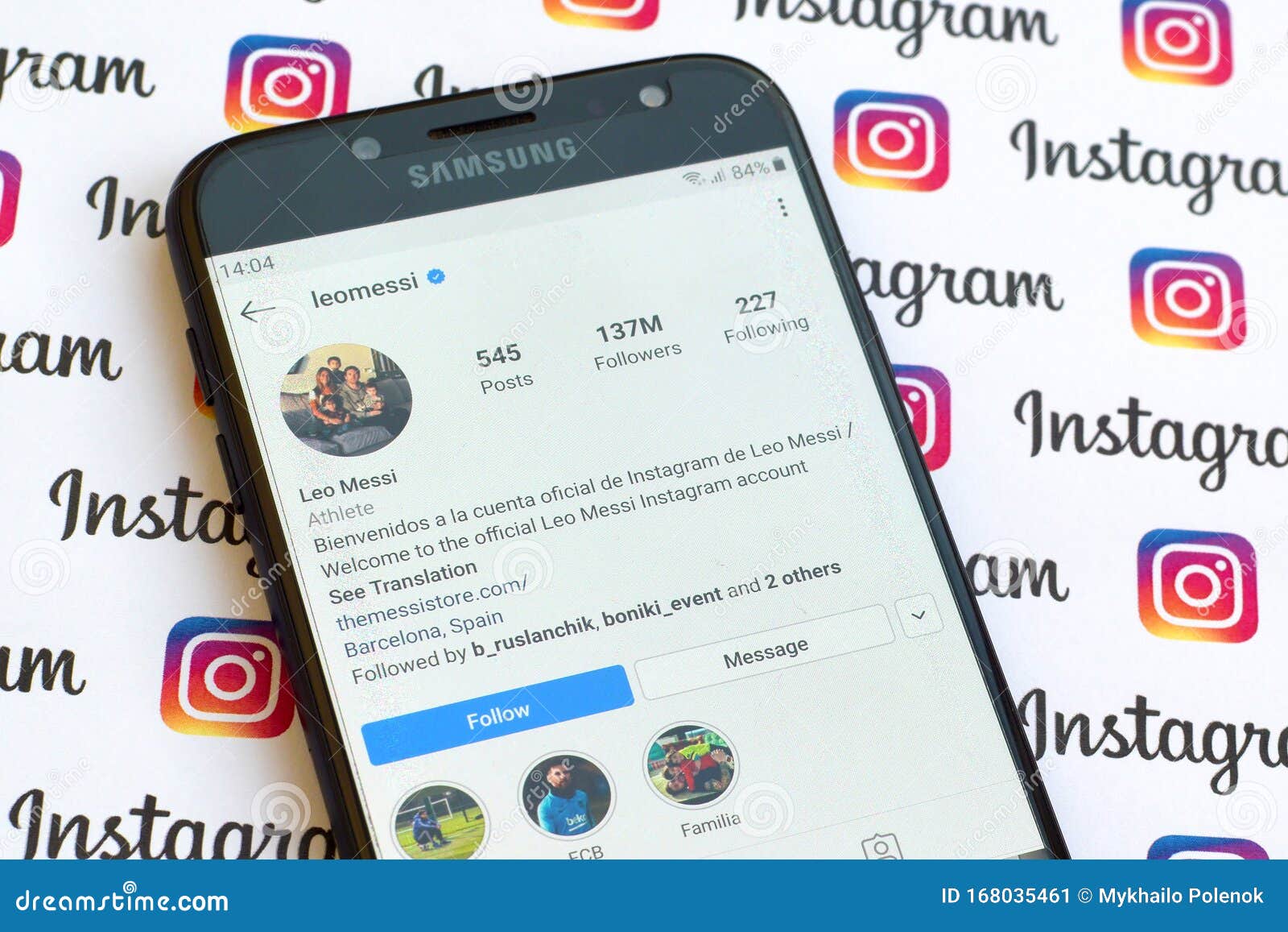Законопроект Instagram чиновника Лео Месси на экране смартфонов на бумажном  баннеров Instagram Редакционное Фото - изображение насчитывающей надпись,  сторонника: 168035461