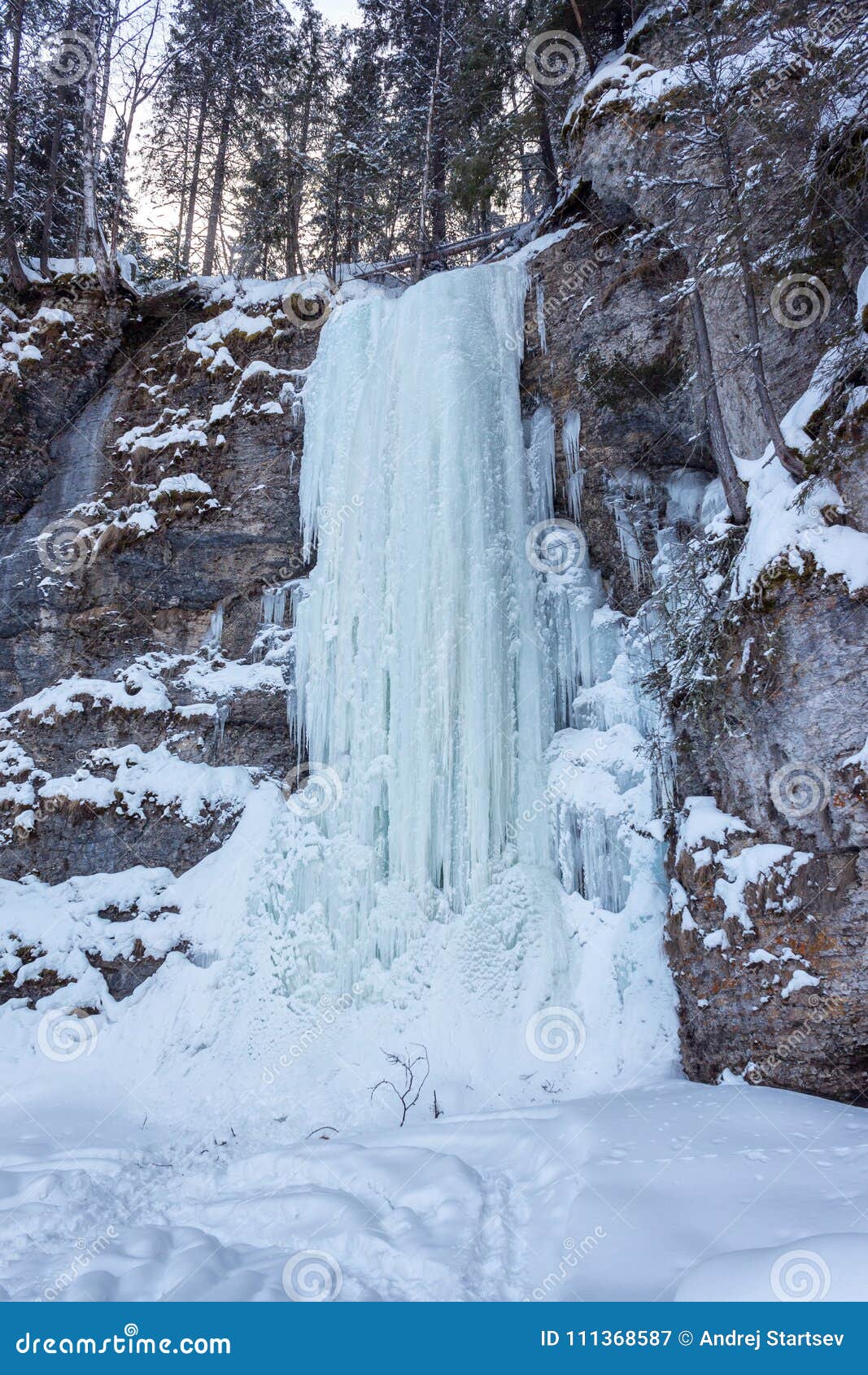 Водопад в ижевске каменное