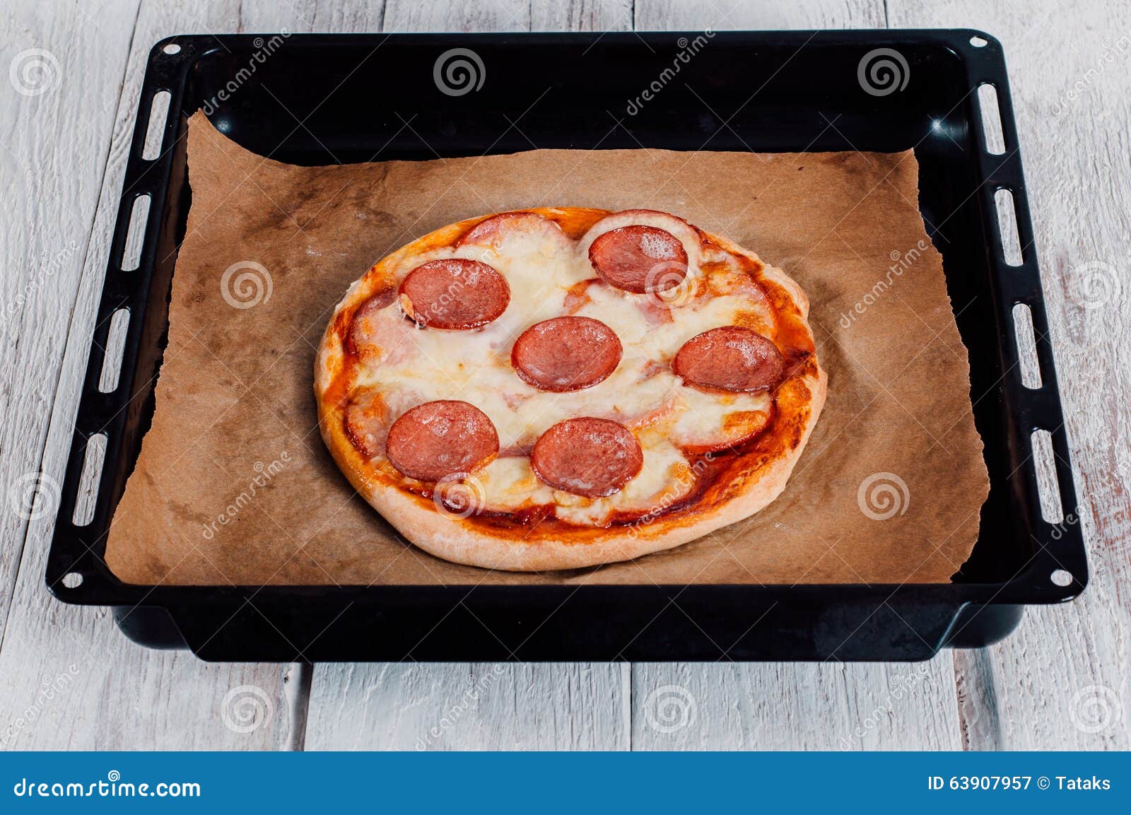 нужна ли пергаментная бумага для выпечки пиццы в духовке фото 65