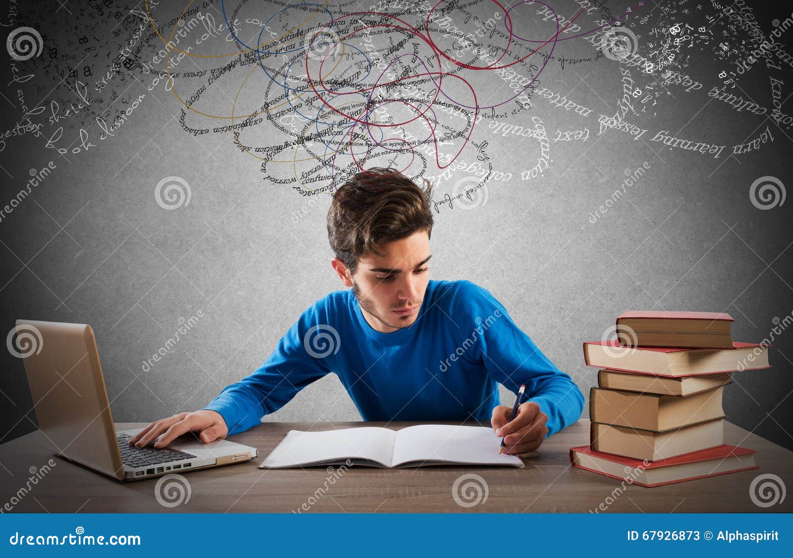 Большинство людей исследуют. Компьютер и книги. Студент с книгами. Человек с книгой и компьютером. Усердный ученик.
