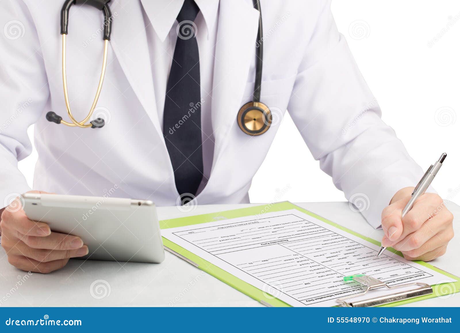 Проверить историю болезни. История болезни фото. Врач заполняет историю болезни. План обследования история болезни пример. Врач заполняет историю болезни.