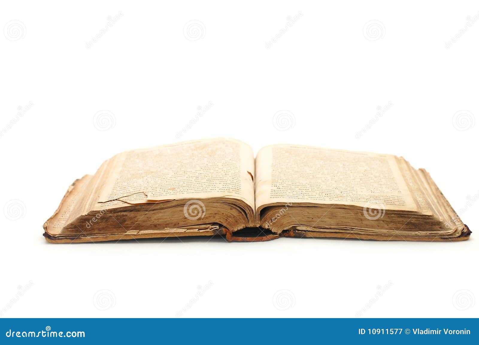 Старая раскрытая книга