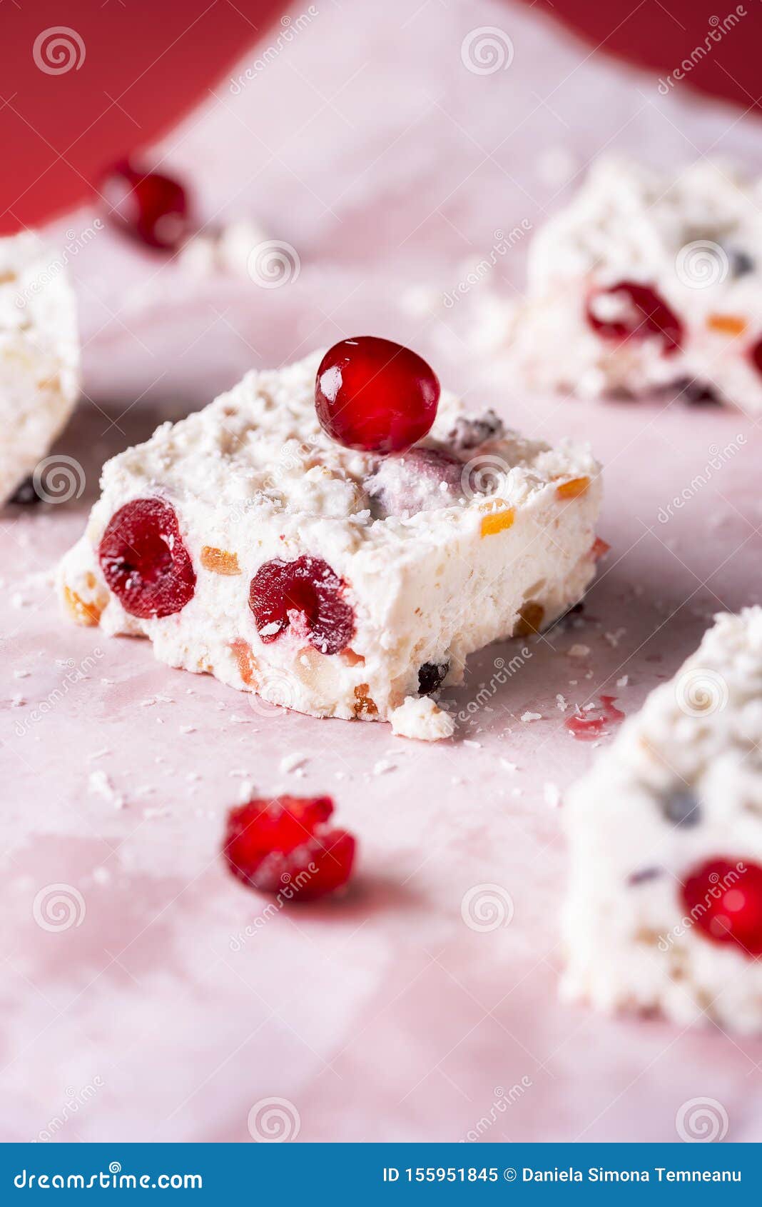 Белый десерт