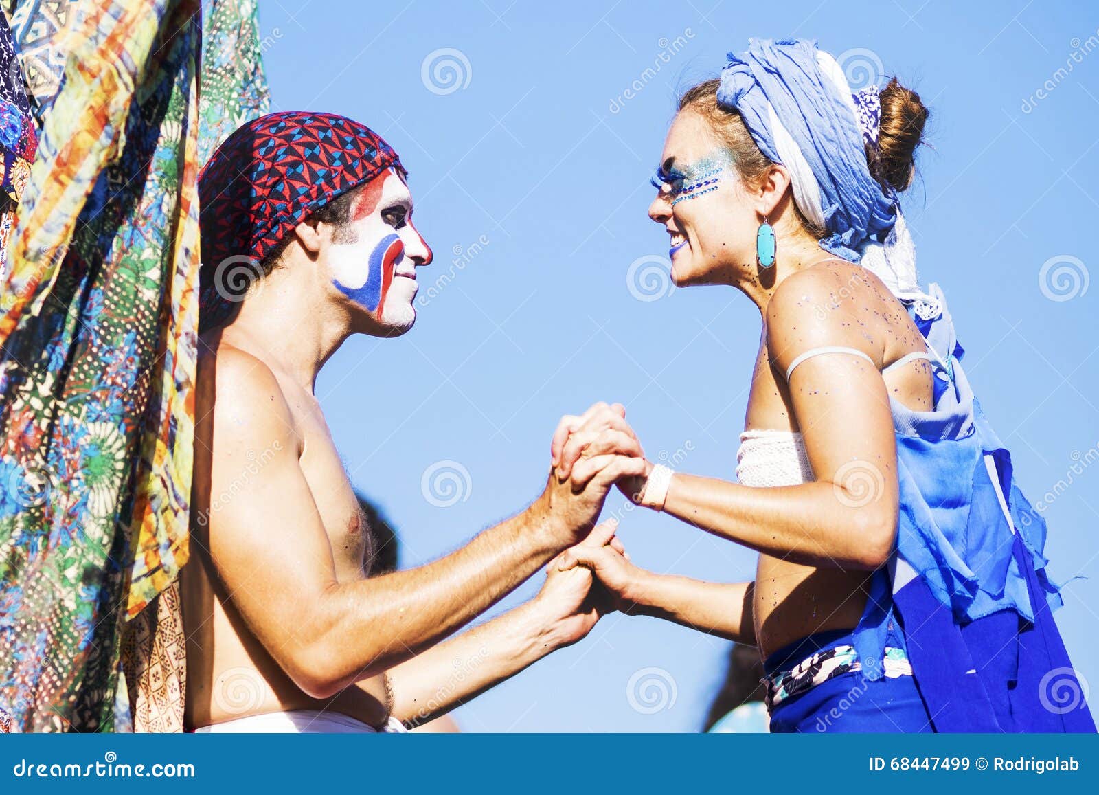 Маленькая пара из бразилии. Бразильские невесты. Красивая бразильская пара. Пар бразилия. Красивая пара в бразилии.